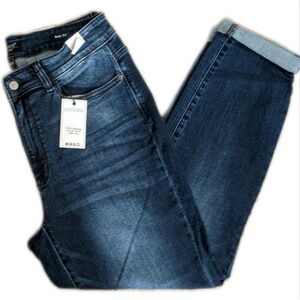 NWT Judy Blue MILES CITY MID RISE CUFFED SLIM FIT 7/28 Blue Dark Wash